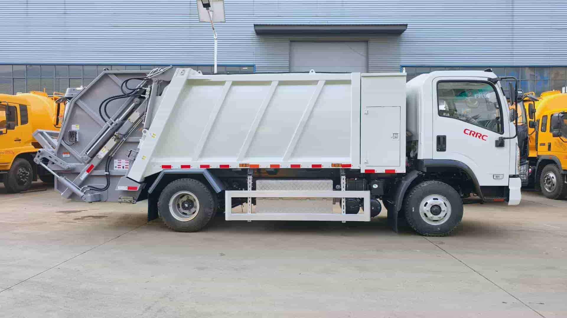 CRRC Pure Electric 8 Cubic Meter Compactor Garbage Truck