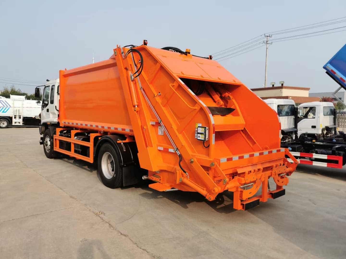 Isuzu 14 cubic meter compressed garbage truck