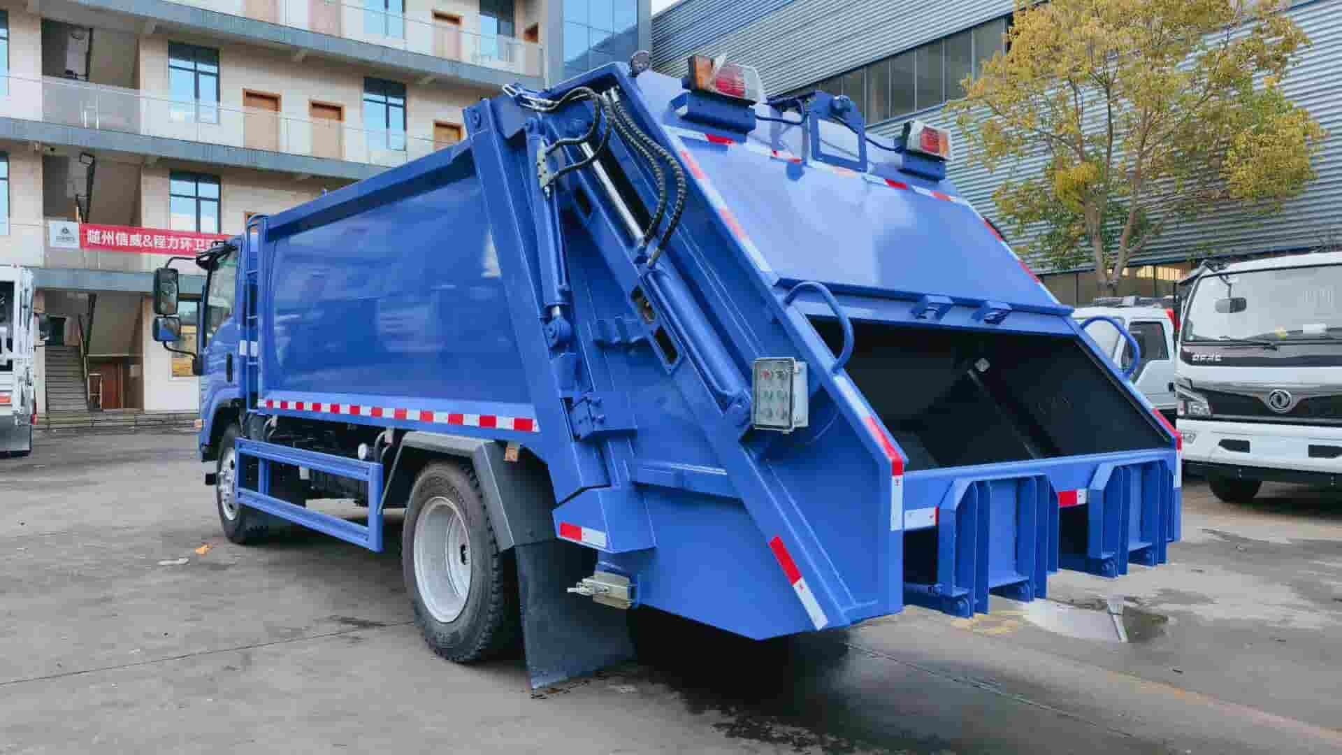 Isuzu 9 cubic meter compressed garbage truck