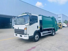 Sinotruk Howo light truck 6 cubic meter compressed garbage truck