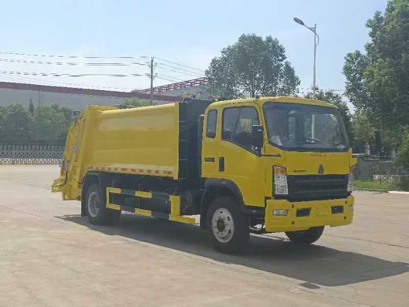 Sinotruk Howo light truck compressed garbage truck