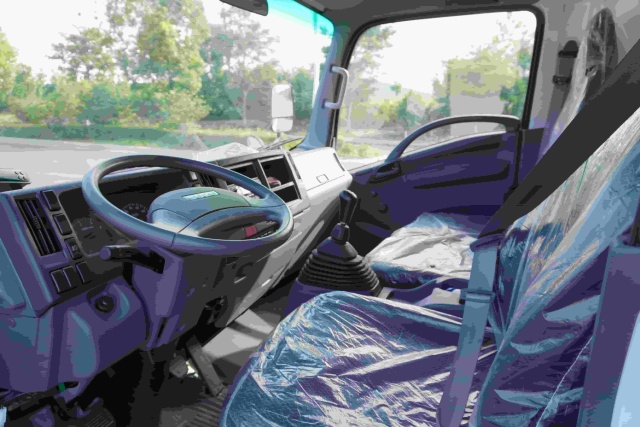 Qingling Isuzu 700P Refrigerated Truck