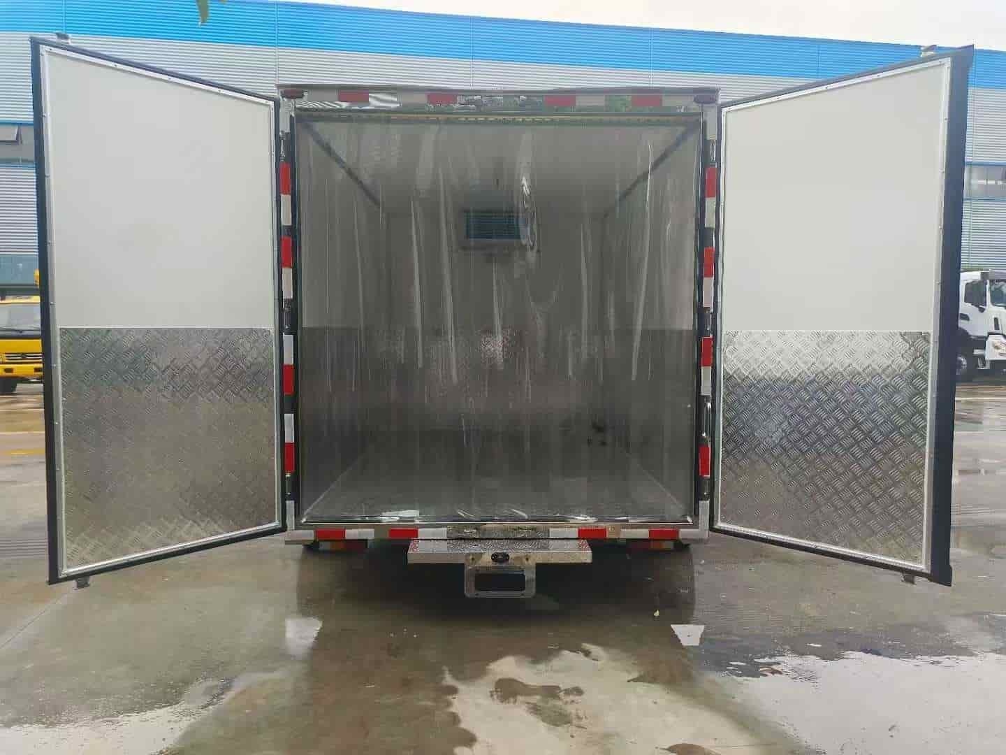 Refrigerated trailer