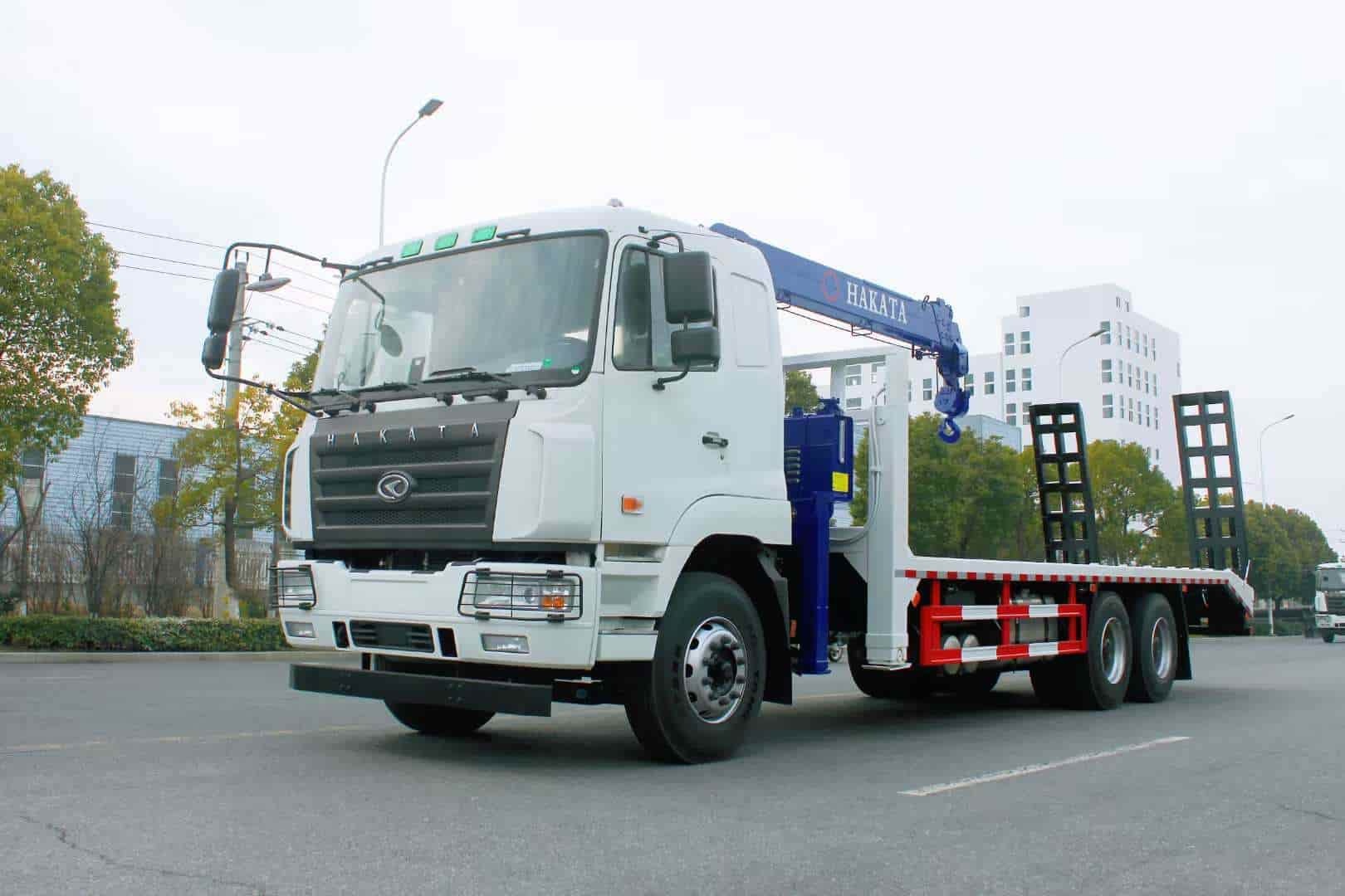 Hualing flatbed crane