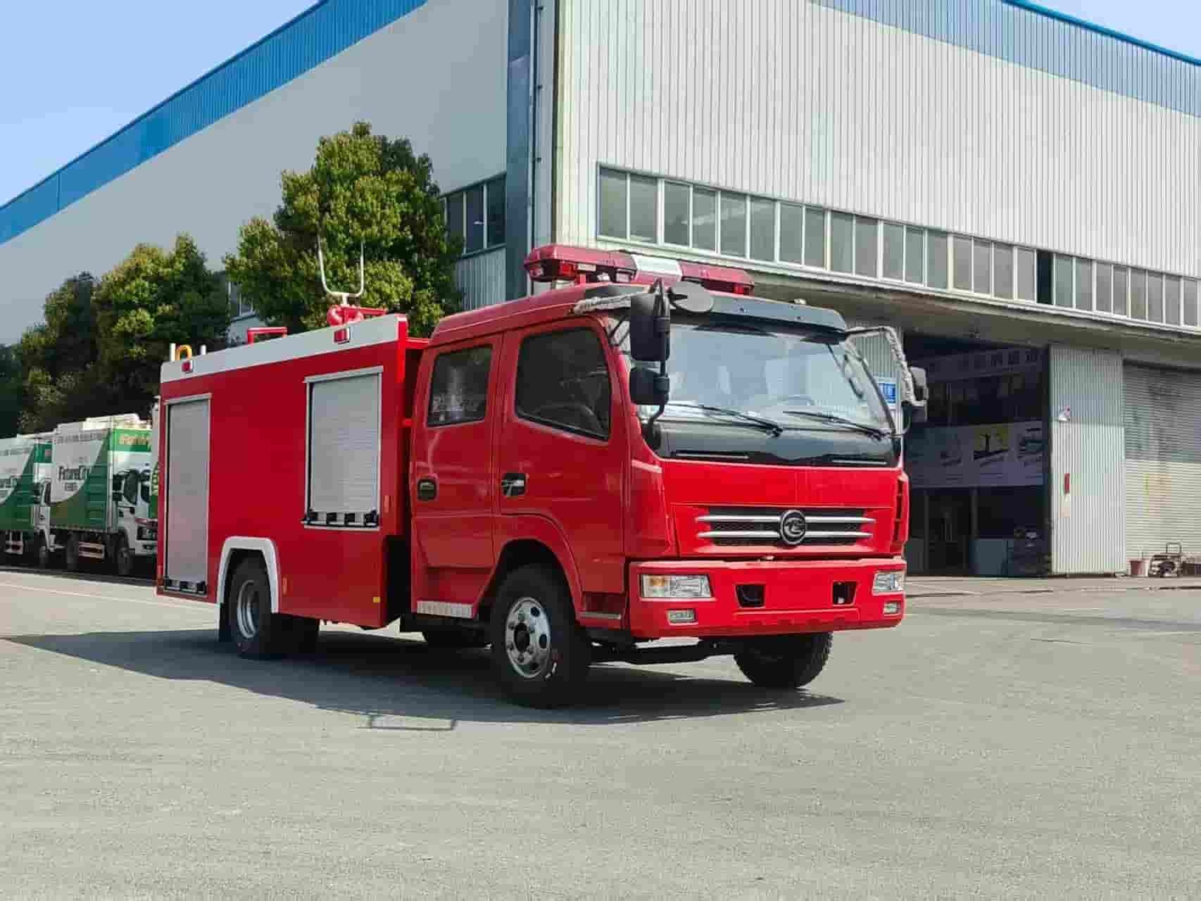 Dongfeng 5-ton Water Tank Fire Truck