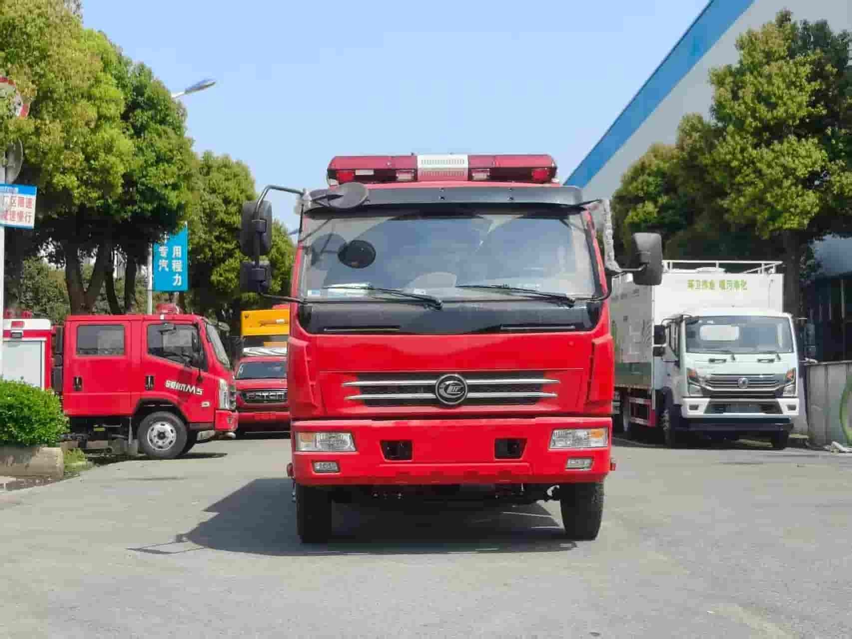 Dongfeng 5-ton Water Tank Fire Truck