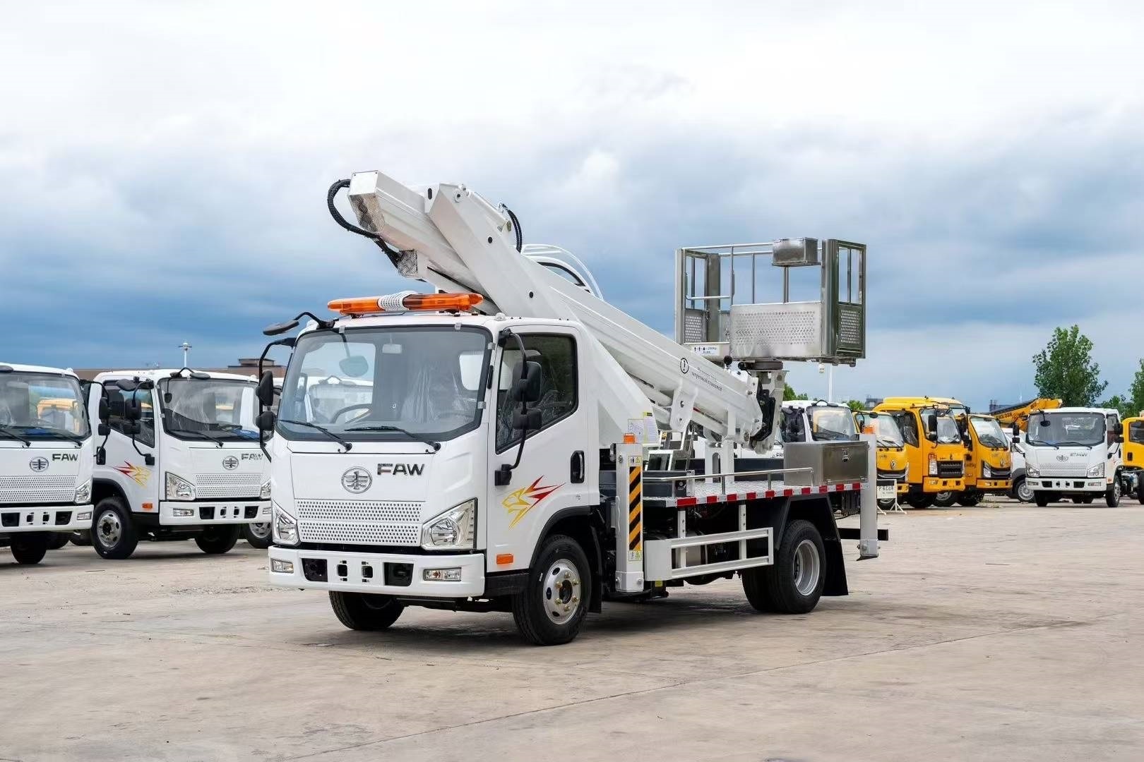 FAW 18 meter straight arm aerial work platform