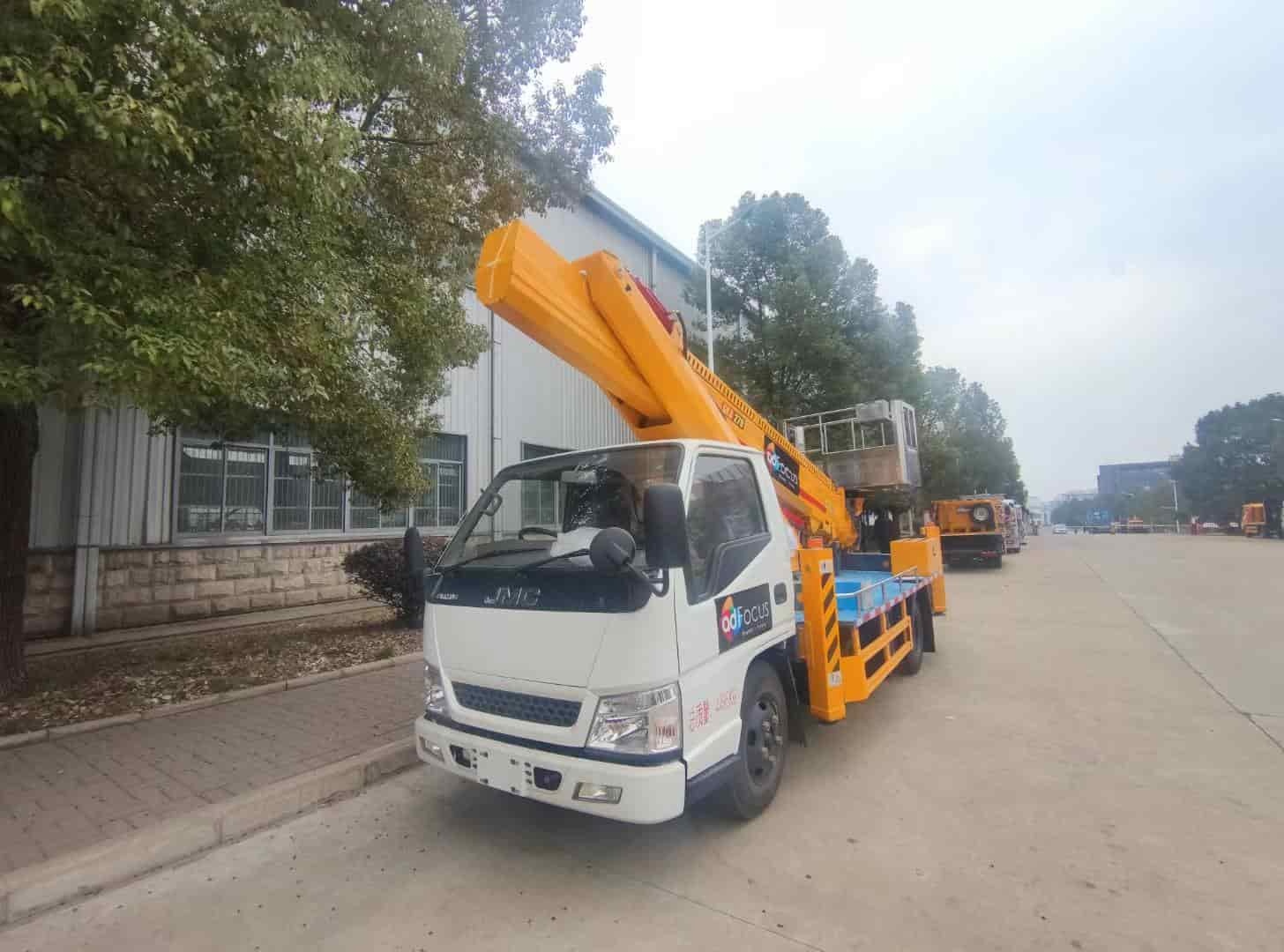 Jiangling 27 meter aerial work platform