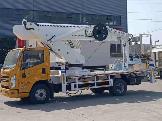 Jiangling Kairui 36m Flying Arm Aerial Work Vehicle