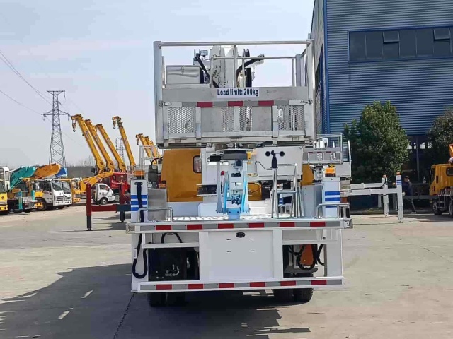 Jiangling Kairui 36m Flying Arm Aerial Work Vehicle