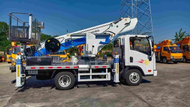 FAW 25 meter aerial work platform