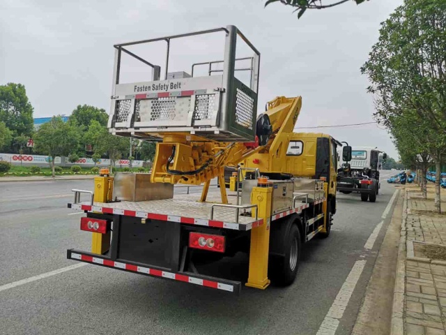 Foton 4X2 22 meter high-altitude work platform truck