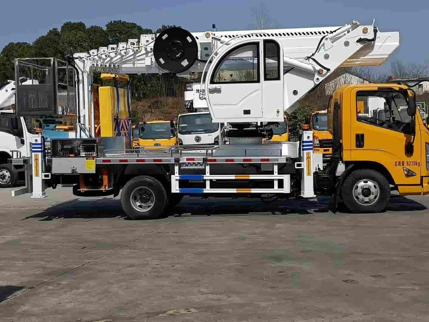 Jiangling Kairui 36m Flying Arm Aerial Work Vehicle