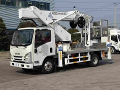 Isuzu 28 meter aerial work vehicle with flying arm