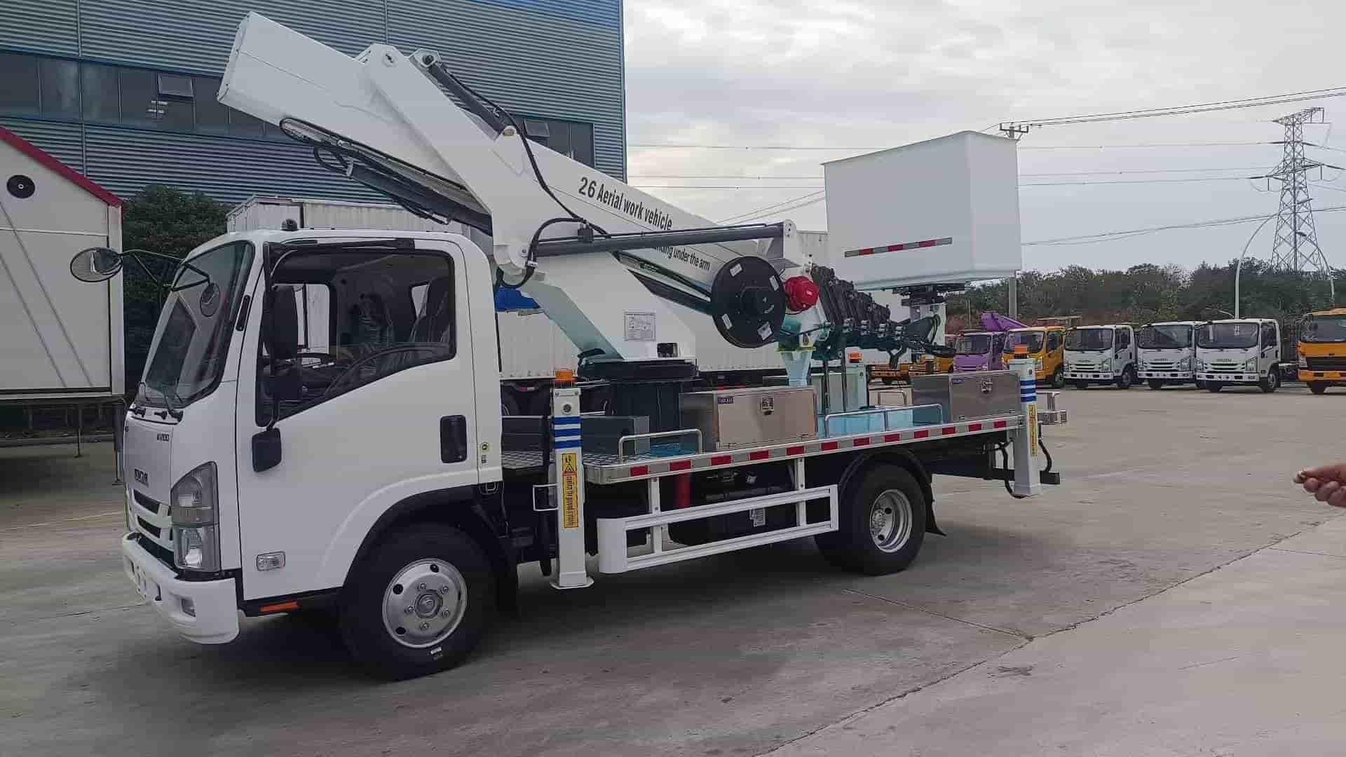 Isuzu 26 meter high-altitude work platform, equipped with insulation bucket, lifting blue with a maximum load capacity of 300Kg