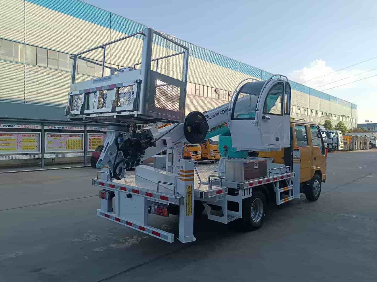 Isuzu 23 meter aerial work vehicle
