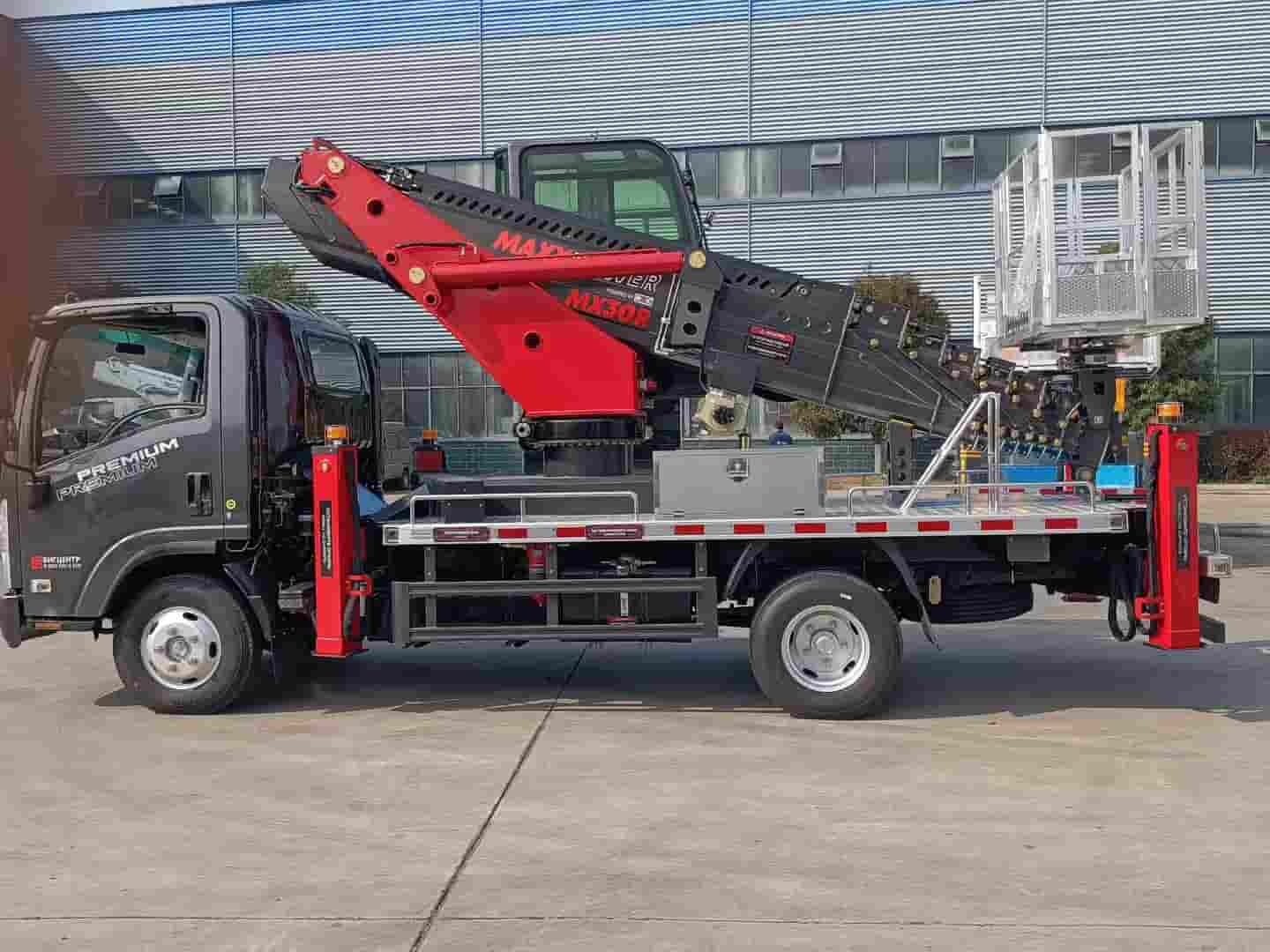 Isuzu 30 meter aerial work vehicle