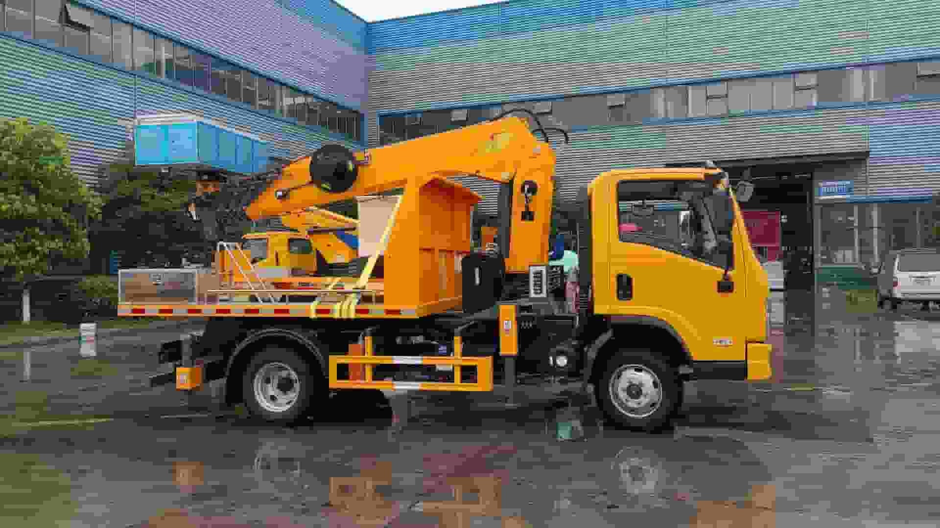 Liuqi 20-meter high-altitude work vehicle with self-unloading function in the cargo box