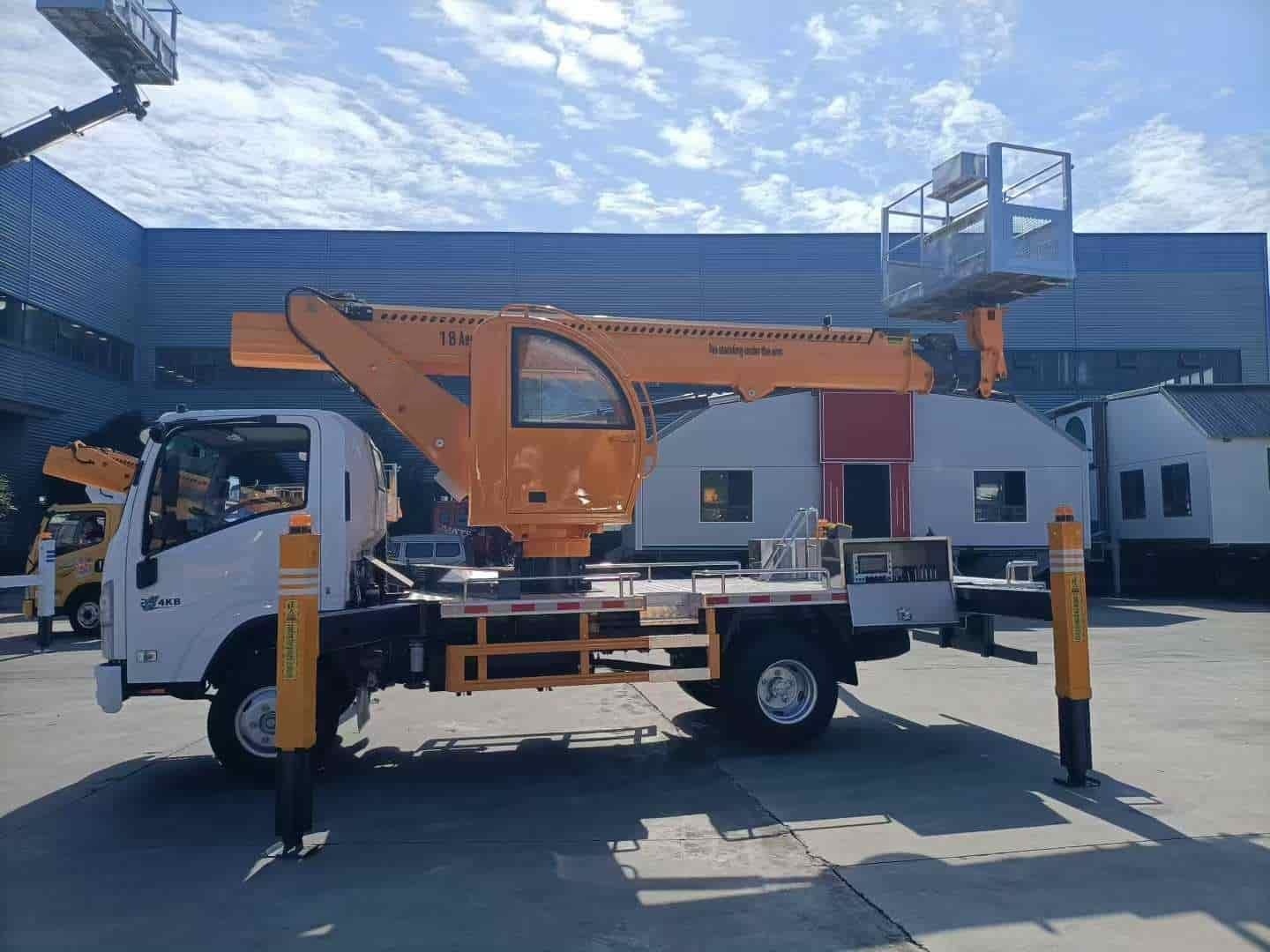 Isuzu 18 meter aerial work vehicle