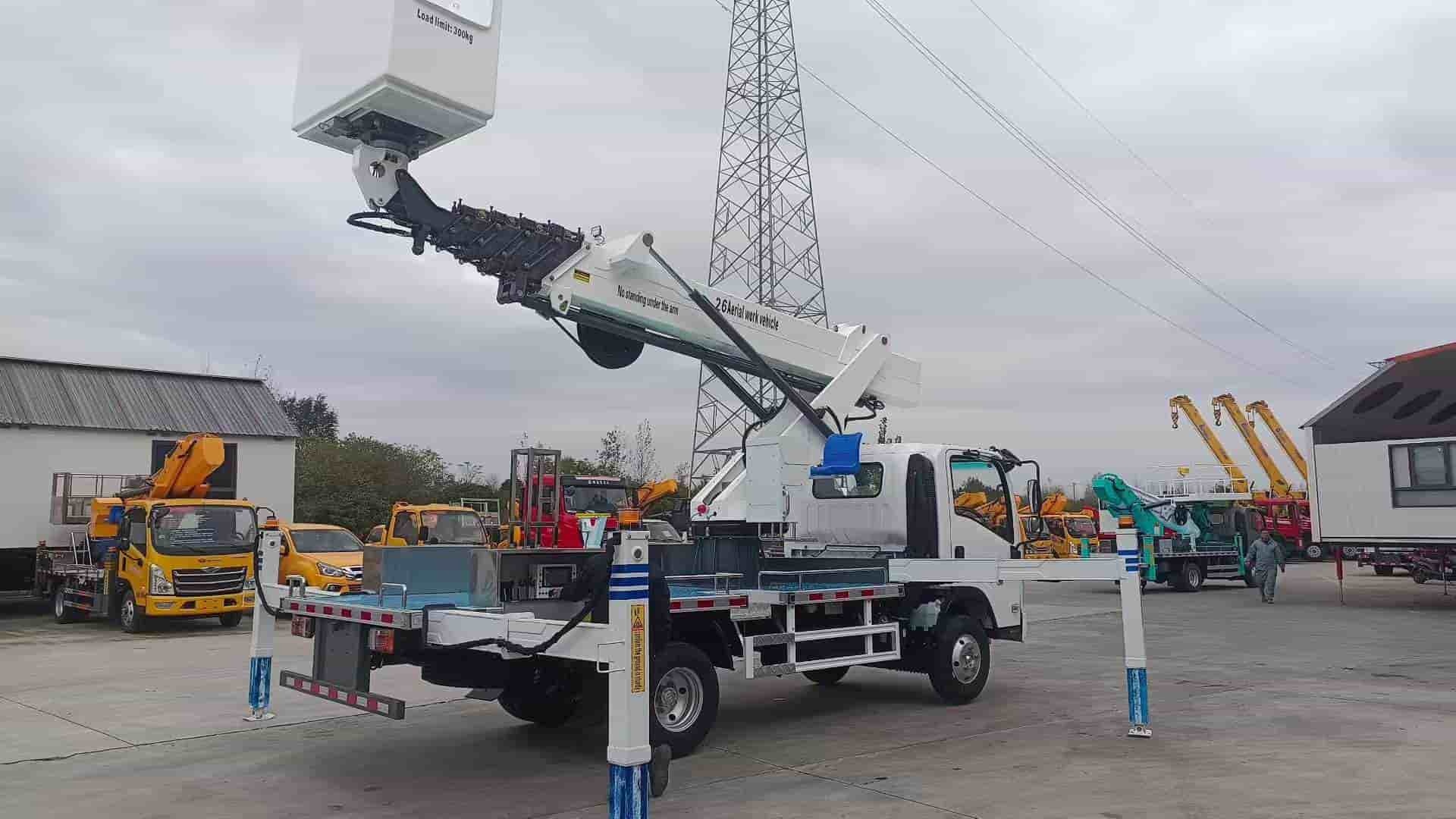 Isuzu 26 meter high-altitude work platform, equipped with insulation bucket, lifting blue with a maximum load capacity of 300Kg