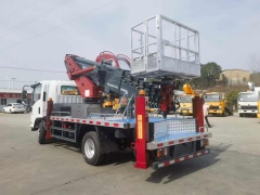 Isuzu 30 meter aerial work vehicle