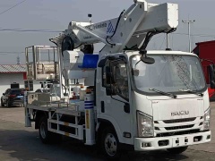 Isuzu 28 meter aerial work vehicle with flying arm