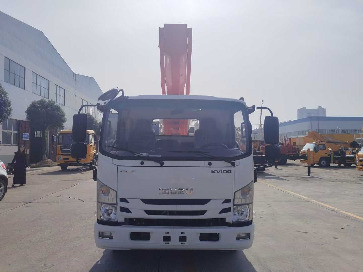 Isuzu KV100 28 meter aerial work platform