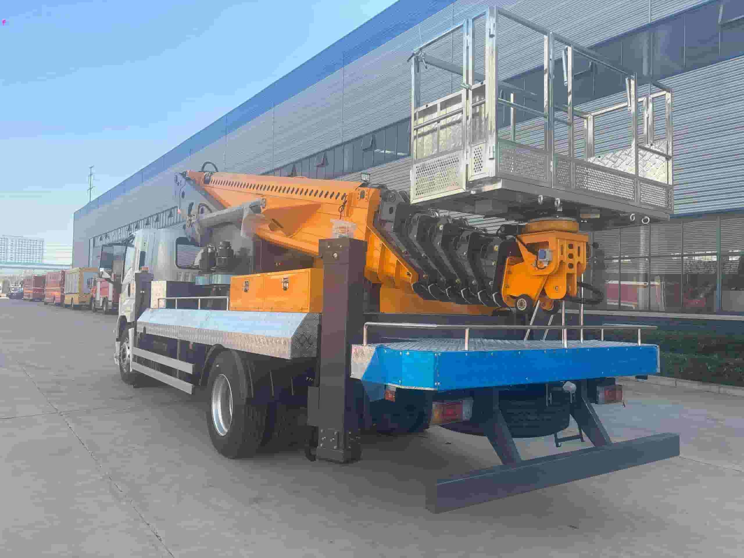 Isuzu 45 meter aerial work platform