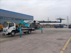 Isuzu's 25 meter high-altitude work platform has a maximum load capacity of 500kg