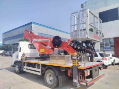 Isuzu KV100 28 meter aerial work platform