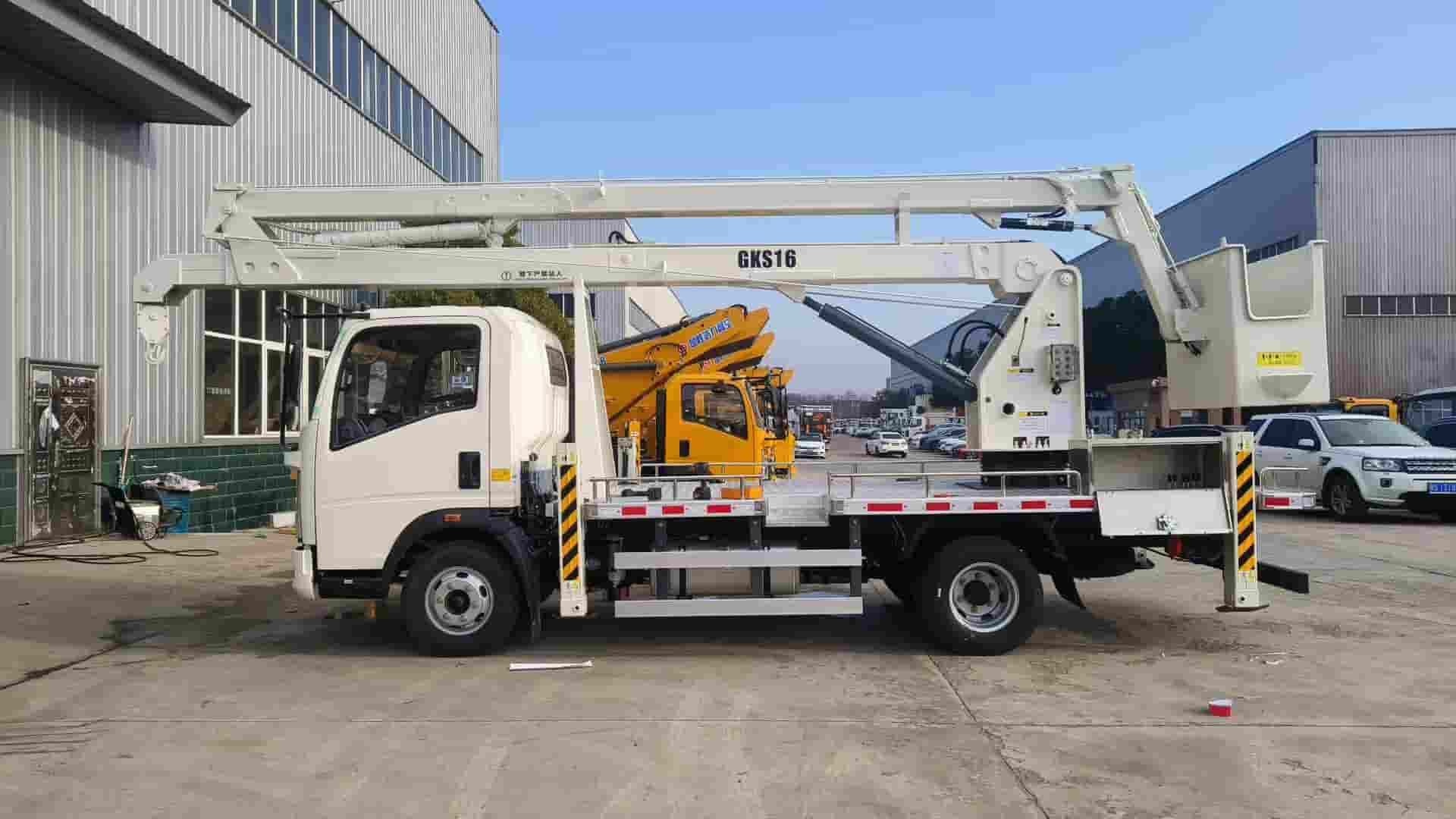 Heavy Truck 16m Folding Arm Aerial Work Platform