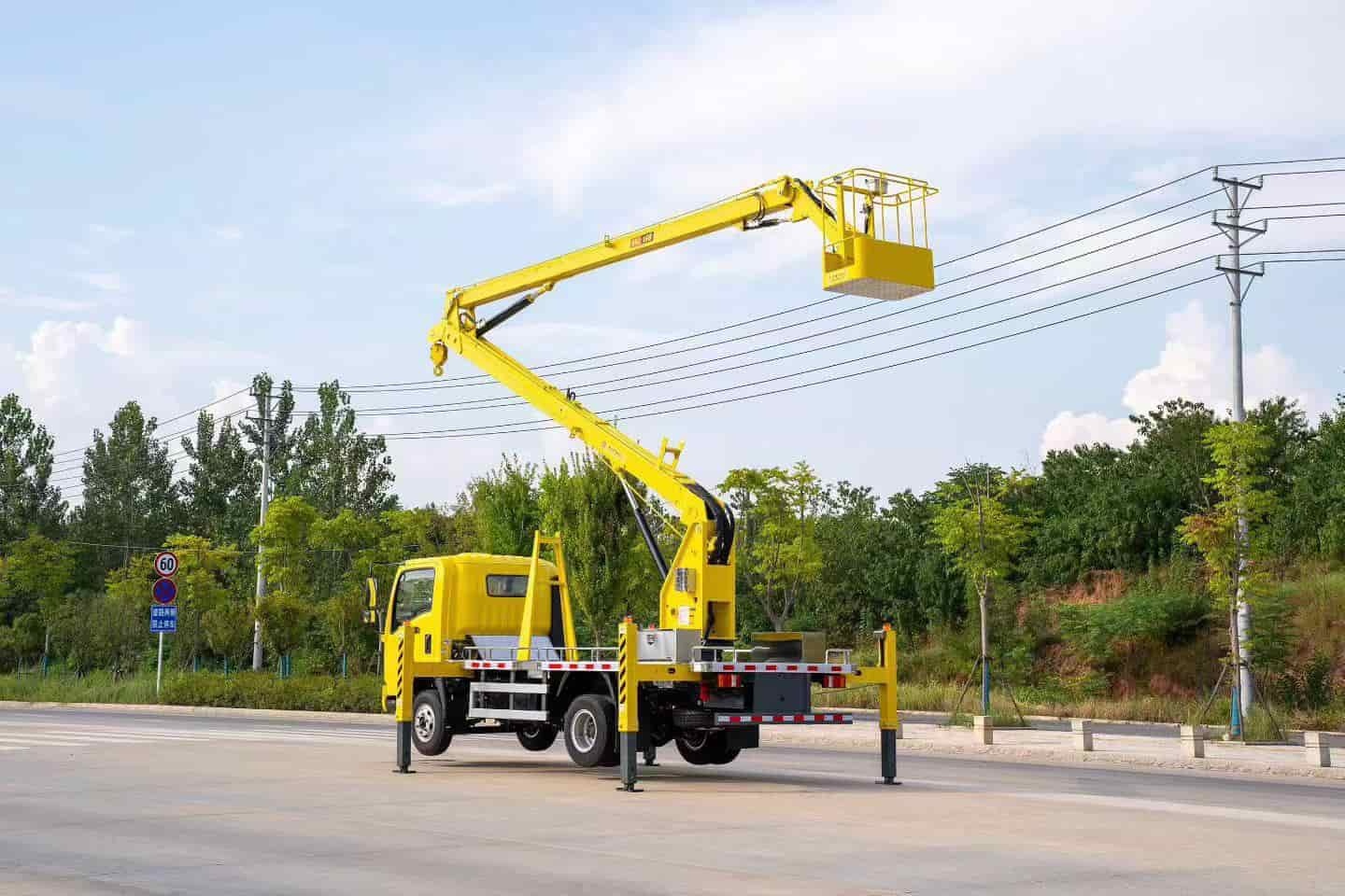 Heavy Truck 16m Folding Arm Aerial Work Platform