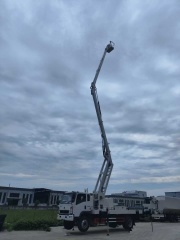 Heavy Duty Truck 24 meter folding arm aerial work platform