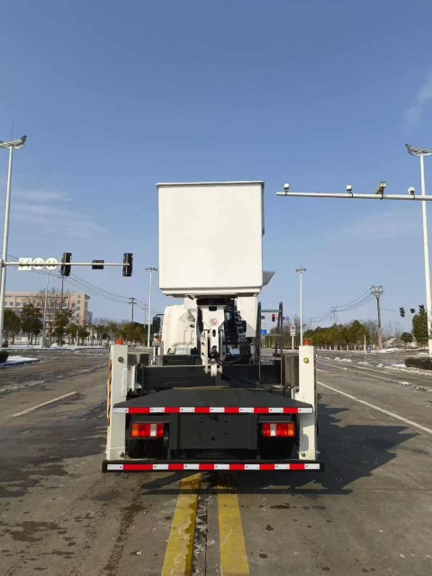 Heavy Duty Truck HOWO 30 meter aerial work vehicle