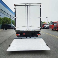 Isuzu KV600 insulated car with hydraulic tailboard