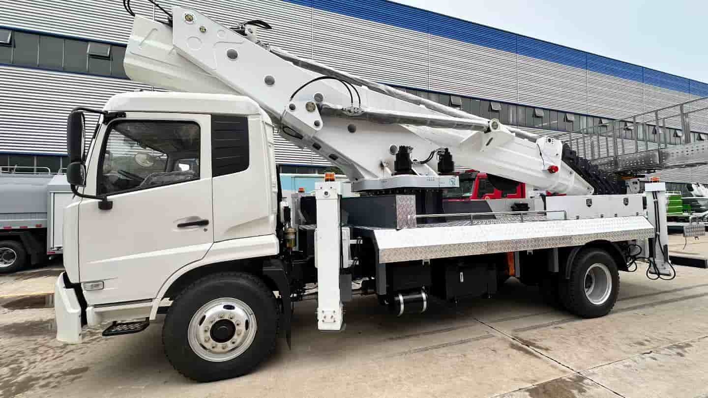 Dongfeng 55m aerial work platform