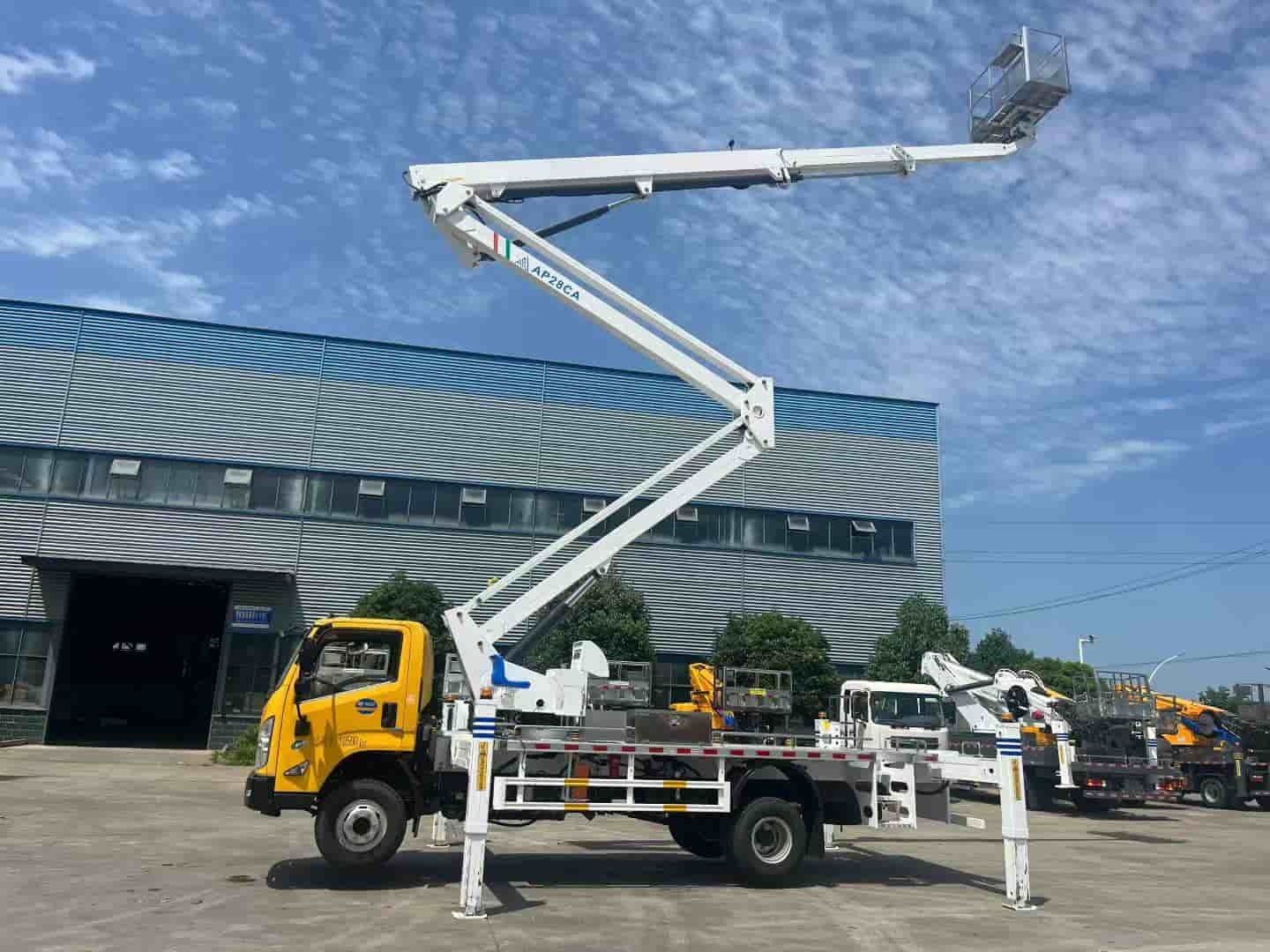 Jiangling 28 meter hybrid arm aerial work vehicle