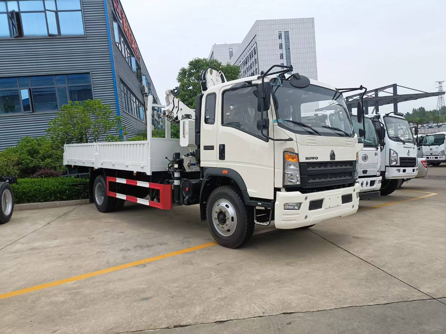 Heavy Truck HOWO Light Truck Folding Arm Crane