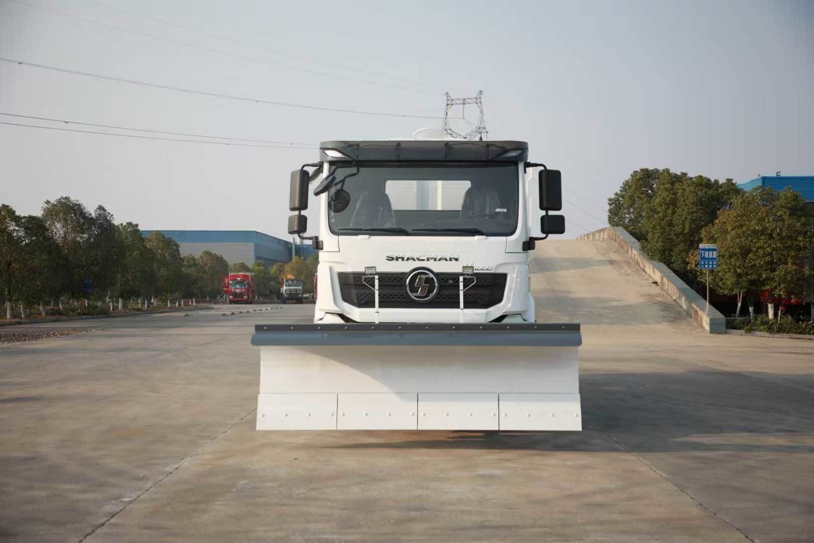 SHACMAN H3000 Four in One Snow Removal Vehicle