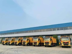 Heavy Duty Truck HOWO Snow Removal Vehicle