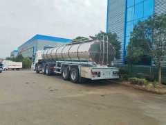 Semi trailer fresh milk transport truck