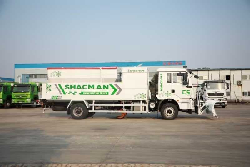 SHACMAN H3000 Four in One Snow Removal Vehicle