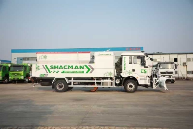 SHACMAN H3000 Four in One Snow Removal Vehicle