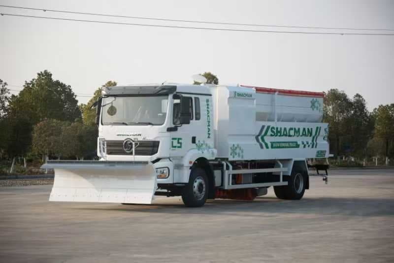 SHACMAN H3000 Four in One Snow Removal Vehicle