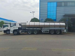 Semi trailer fresh milk transport truck