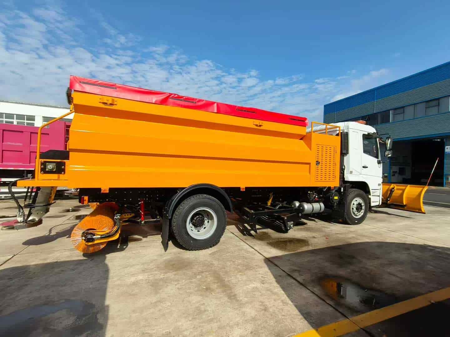 SHACMAN multifunctional snow removal vehicle