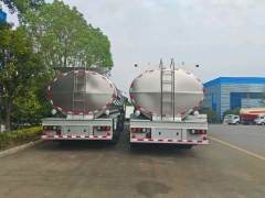 Semi trailer fresh milk transport truck