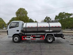 Dongfeng 5-ton fresh milk transport truck