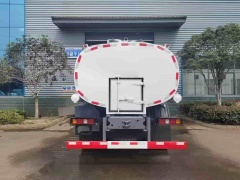 SHACMAN Fresh Milk Transport Vehicle