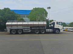Semi trailer fresh milk transport truck